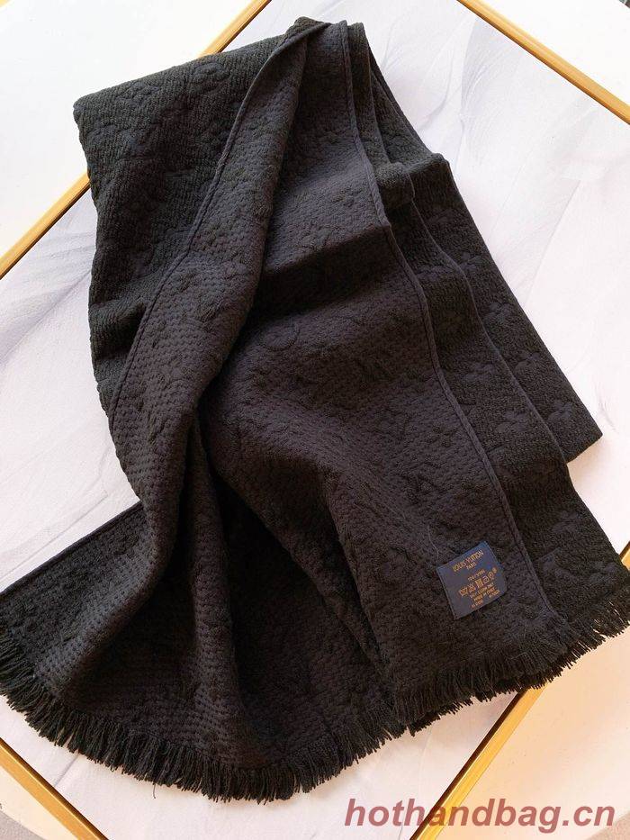 Louis Vuitton Scarf LV00031